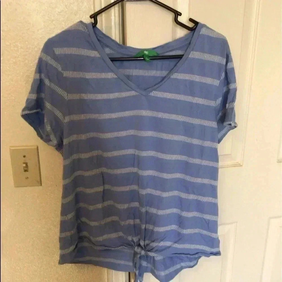 Womens size L Dip tie front T-shirt - Picture 2 of 3